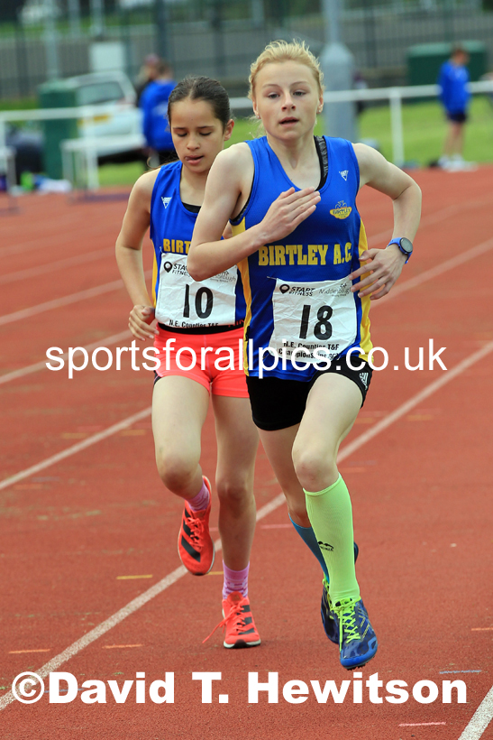 Women and Girls 1500 metres, 2022 North Eastern Track and Field Champs., Middlesbrough. David T. Hewitson/Sports for All Pics